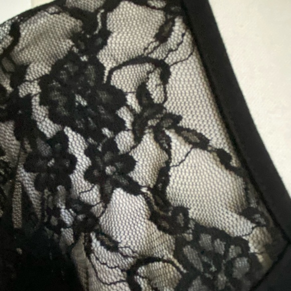 Torrid Black Lace Short Sleeve Soft Stretch Raglan Foxy Tee- Sz- 3X - Picture 2 of 15